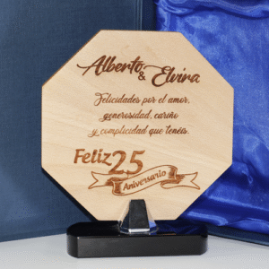 Placa Octogonal de Madera con Base de Mármol Negro