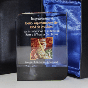 Reconocimiento cristal base marmol negro